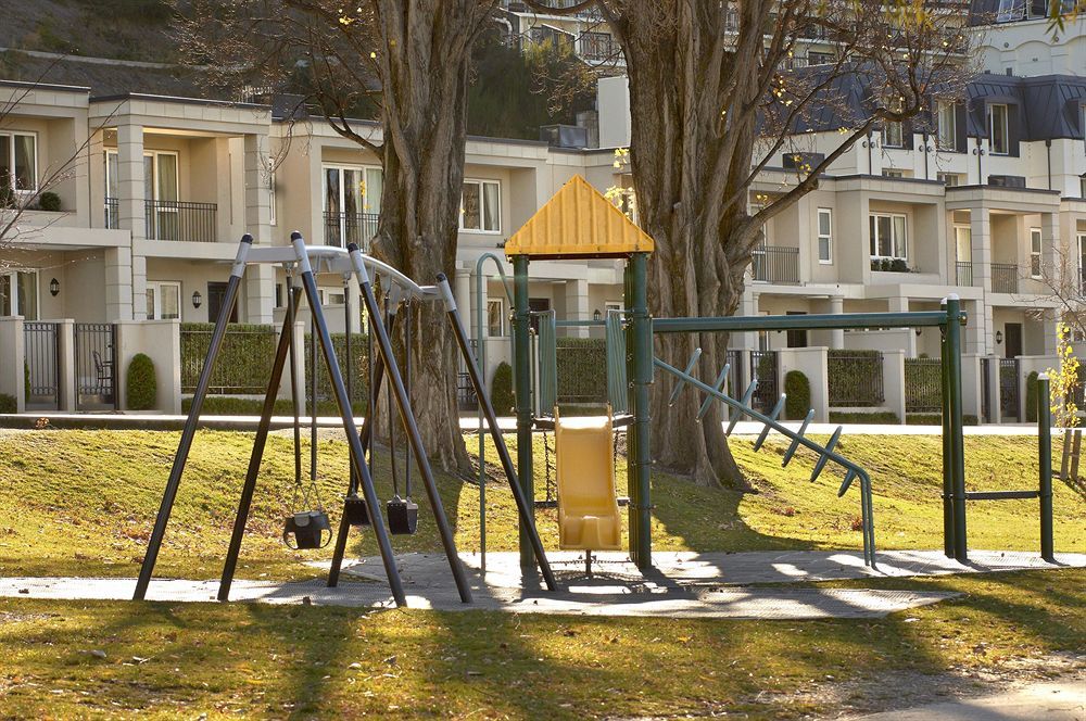 Esplanade Queenstown By Staysouth Exterior foto